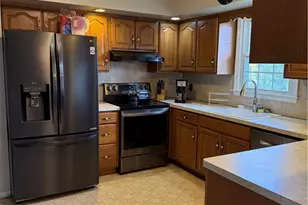 4266 Chestnut Dr, Lehigh Township, PA 18088 - Photo 10