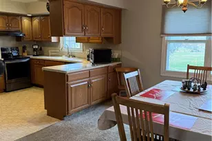 4266 Chestnut Dr, Lehigh Township, PA 18088 - Photo 12
