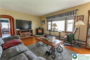 243 E Prospect St, Nazareth Boro, PA 18064 - Photo 4
