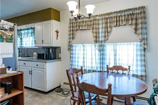 243 E Prospect St, Nazareth Boro, PA 18064 - Photo 6
