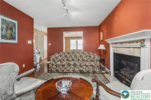 2132 Lexington Ave, Bethlehem City, PA 18017 - Photo 8