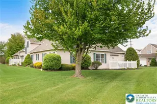 2504 Rolling Green Dr, Lower Macungie Township, PA 18062 - Photo 2