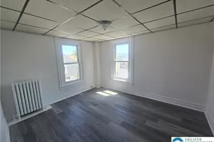 450 W Maple St, Allentown City, PA 18102 - Photo 2