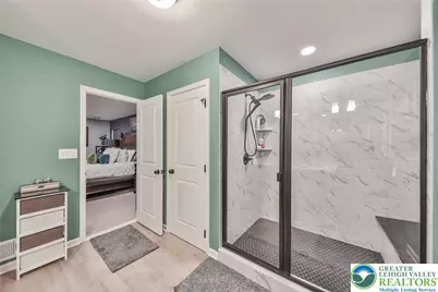 912 Fairway Drive, Forks Twp, PA 18040 - Photo 18