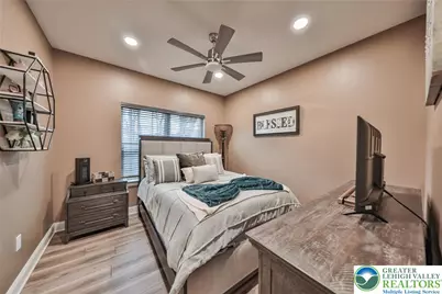 912 Fairway Drive, Forks Twp, PA 18040 - Photo 10