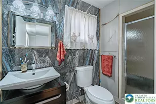 2627 Nottingham Rd, Bethlehem City, PA 18017 - Photo 22