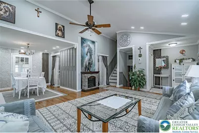2627 Nottingham Road, Bethlehem City, PA 18017 - Photo 6