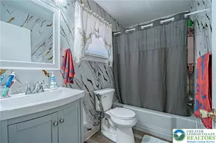 2627 Nottingham Rd, Bethlehem City, PA 18017 - Photo 16