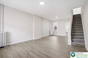 726 St John St, Allentown City, PA 18103 - Photo 4