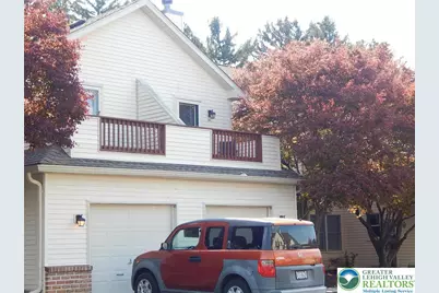 172 Lindfield Circle, Macungie Boro, PA 18062 - Photo 2