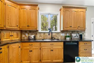 5925 Robin Ln, Upper Saucon Township, PA 18036 - Photo 12