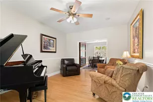 5925 Robin Ln, Upper Saucon Township, PA 18036 - Photo 6