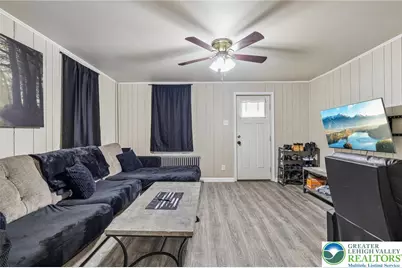 147 S 5th Street, Coplay Boro, PA 18037 - Photo 4