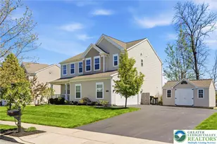 9206 Windy Bush Ln, Upper Macungie Township, PA 18031 - Photo 2