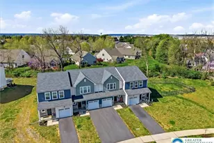 133 Scotty Dr, Easton, PA 18045 - Photo 2