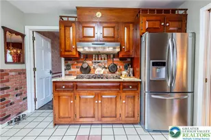 575 S 4th St, Bangor Boro, PA 18013 - Photo 8