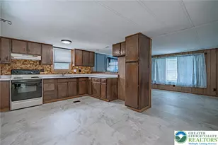3310 Friedens Rd, Washington Township, PA 18080 - Photo 8