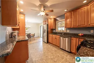 4882 Pine Grove Cir, Lower Macungie Township, PA 18106 - Photo 10