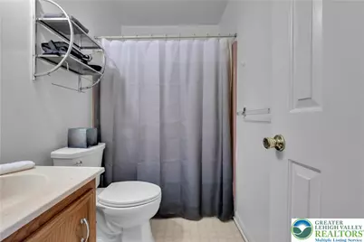 5626 Grace Avenue, Hanover Twp, PA 18017 - Photo 28