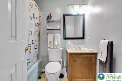 5626 Grace Avenue, Hanover Twp, PA 18017 - Photo 22