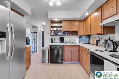 5626 Grace Avenue, Hanover Twp, PA 18017 - Photo 10