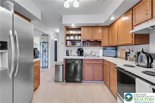 5626 Grace Ave, Hanover Twp, PA 18017 - Photo 10