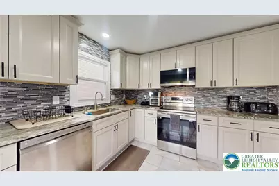815 E Emmaus Avenue, Salisbury Township, PA 18103 - Photo 20
