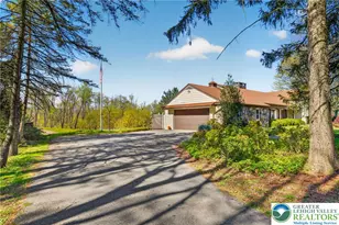 976 Ridge Rd, Upper Mt Bethel Twp, PA 18013 - Photo 4