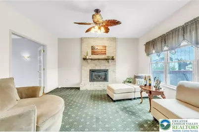 1785 Clarendon Drive, Forks Twp, PA 18040 - Photo 12