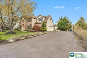 1785 Clarendon Dr, Forks Twp, PA 18040 - Photo 6