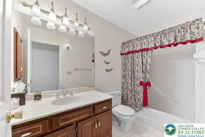 353 Beaver Run Drive, Bushkill Twp, PA 18064 - Photo 24