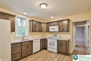 1861 E Emmaus Ave, Salisbury Township, PA 18103 - Photo 12