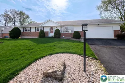 1424 Oak Drive, Lower Macungie Township, PA 18062 - Photo 2