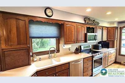 1812 Elmhurst Drive, Whitehall Township, PA 18052 - Photo 14