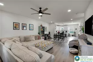 221 Craig Ave, Bethlehem City, PA 18018 - Photo 6