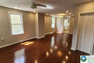 324 Walnut St, Catasauqua Boro, PA 18032 - Photo 4