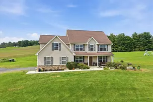 707 Gilbert Rd, Chestnuthill Twp, PA 18331 - Photo 2