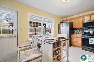 98 N Oak St, Freemansburg Boro, PA 18017 - Photo 6
