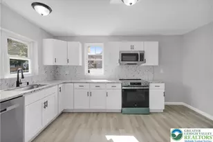 61 N Locust St, Easton, PA 18042 - Photo 12