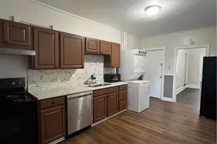 122 S Spruce St, Nazareth Boro, PA 18064 - Photo 6