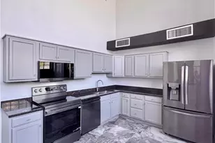 11 W 2nd St, Bethlehem City, PA 18015 - Photo 6