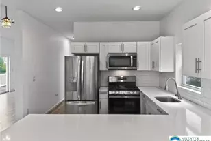 2 Elm St, Mount Pocono Boro, PA 18344 - Photo 8
