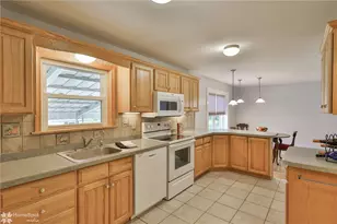 14 Spruce St, Emmaus Boro, PA 18049 - Photo 16