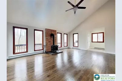 1123 Black Bear Lane, Tobyhanna Twp, PA 18334 - Photo 6