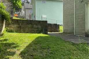27 Kline St, Bangor Boro, PA 18013 - Photo 4