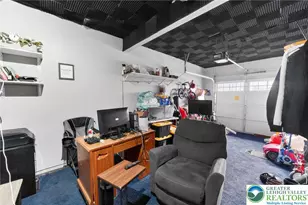 1374 Black Forest Dr, Allentown City, PA 18104 - Photo 36