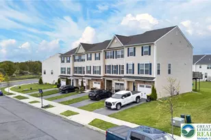 1374 Black Forest Dr, Allentown City, PA 18104 - Photo 8