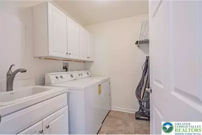 6706 Federal Drive, Hanover Twp, PA 18017 - Photo 28