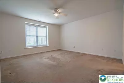 6706 Federal Drive, Hanover Twp, PA 18017 - Photo 18