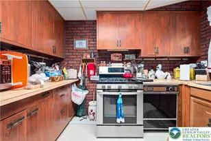 1321 Bushkill St, Easton, PA 18042 - Photo 16